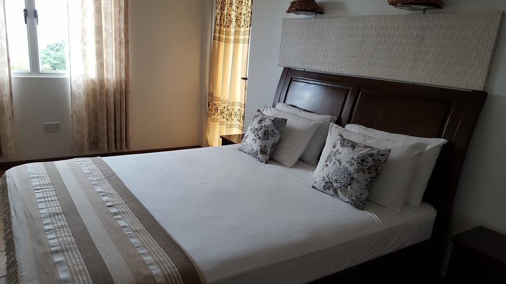 Villa Kayola - Self Catering Pointe La Rue Kültér fotó