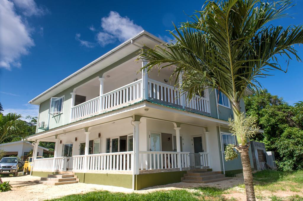 Villa Kayola - Self Catering Pointe La Rue Kültér fotó