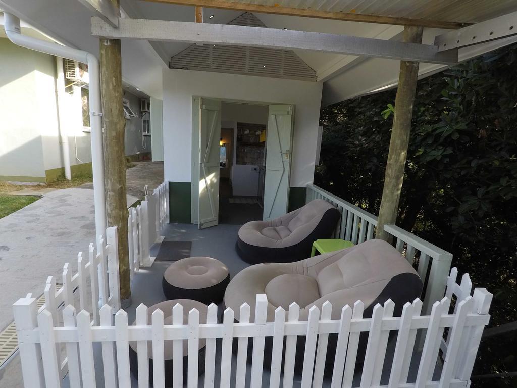 Villa Kayola - Self Catering Pointe La Rue Kültér fotó